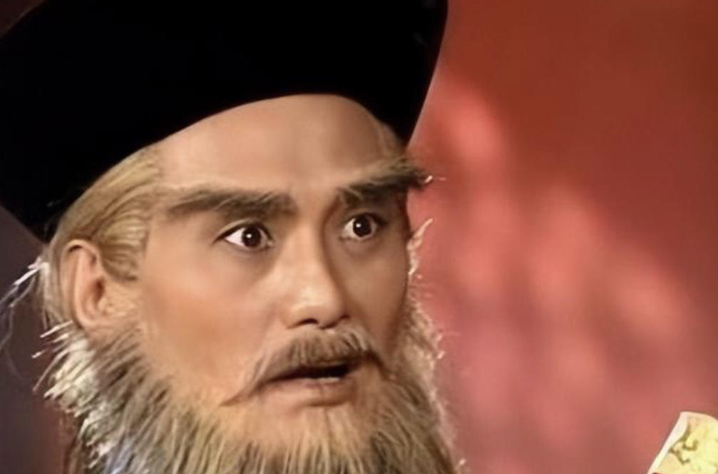 TVB御用恶人一日三餐只用10元引热议，与儿子过生日被嘲太寒酸