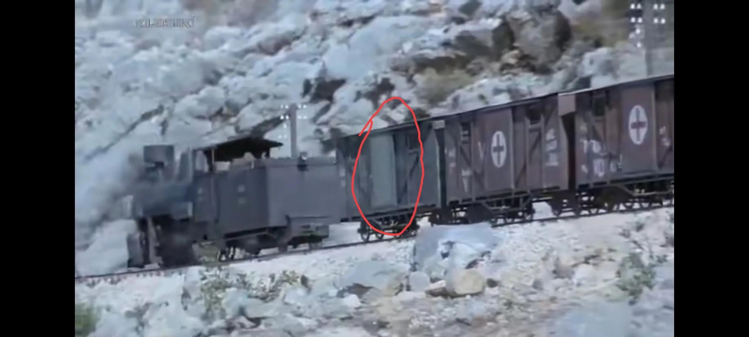 经典电影《瓦尔特保卫萨拉热窝》中的穿帮镜头