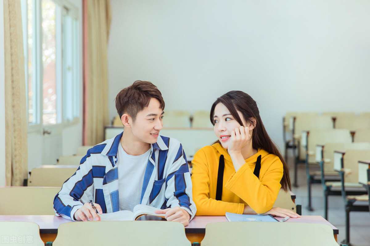 “丧偶式”育儿教育环境下大学生心理问题转变探析，值得思考