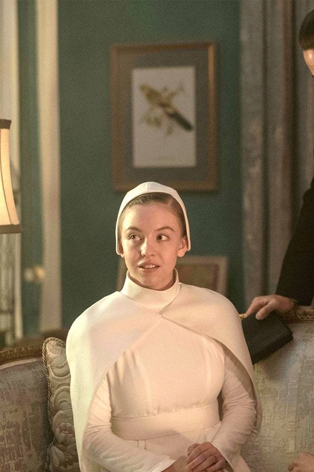 好莱坞美少女爆红！金发碧眼身材火辣，却被骂丑直播爆哭？