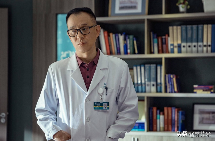 《关于唐医生的一切》：空降海归女主任唐佳瑜，被排挤，如何破局