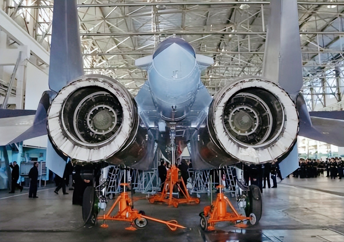 ����������������������Աȣ���6800Сʱ����3400Сʱ�����й���