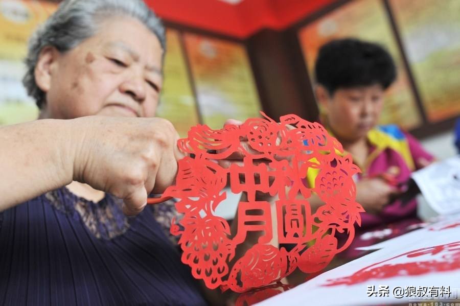 中国正在消失的30个民间手艺，个个让人怀念，你认识几个？