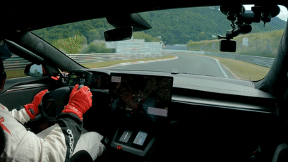 这可能是林志颖车祸的真相，特斯拉自动辅助驾驶没识别出导流带