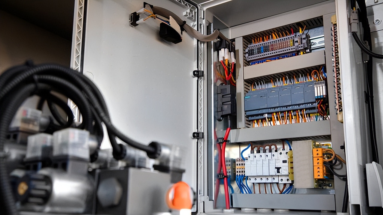 捡金子！未来有望翻10倍的“自动化设备”龙头股（值得收藏）