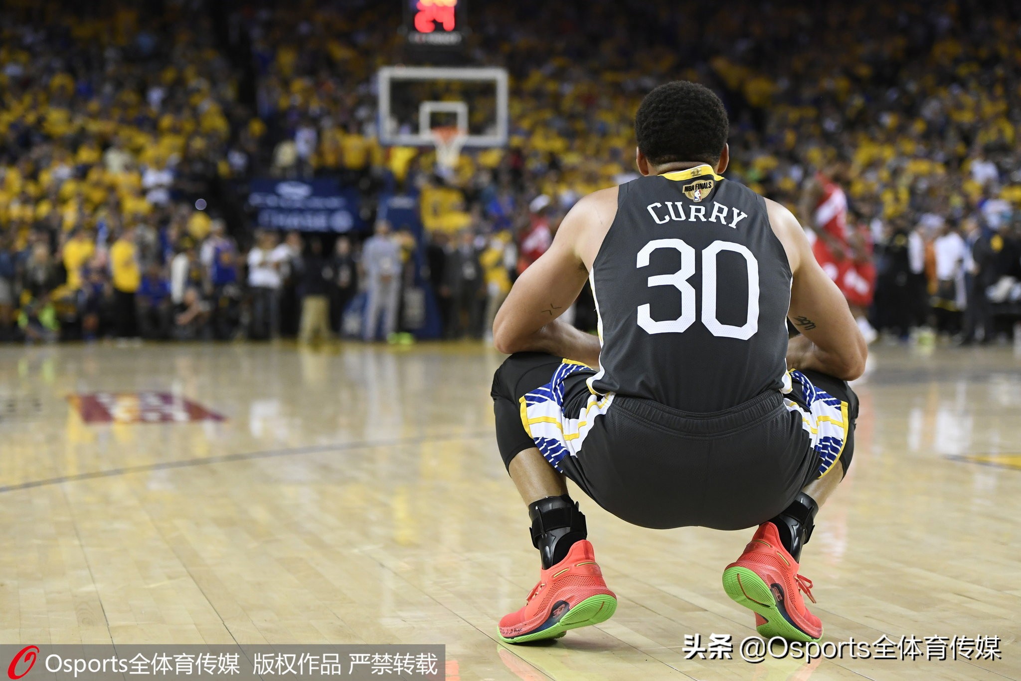 nba总决赛为什么在多伦多(历史上的今天之多伦多猛龙首夺NBA总冠军)