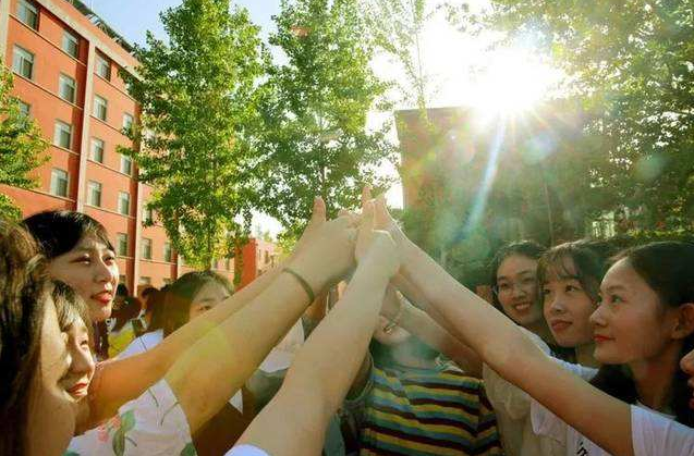 22年高考人数预估结果出炉：河南依旧高居榜首，东三省不升反降？