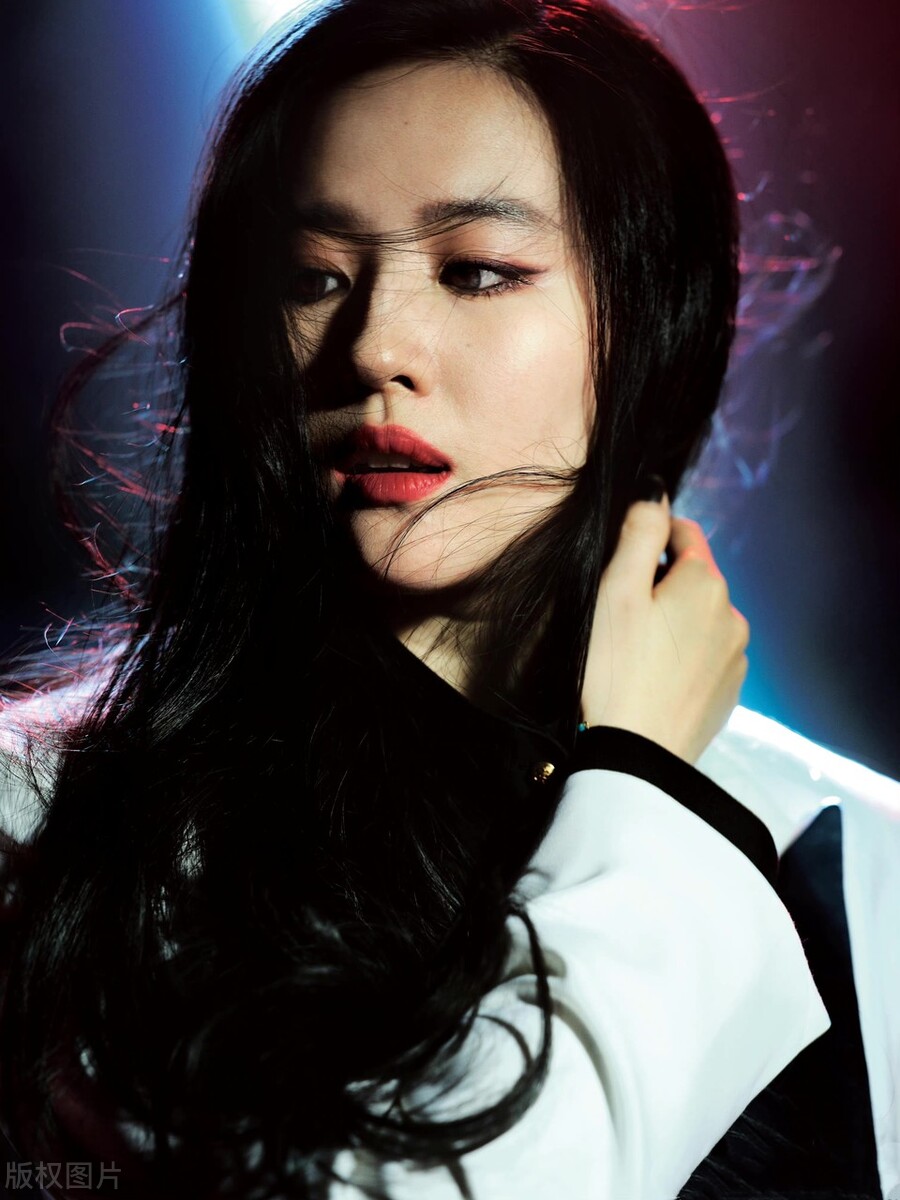 高颜值人类刘亦菲