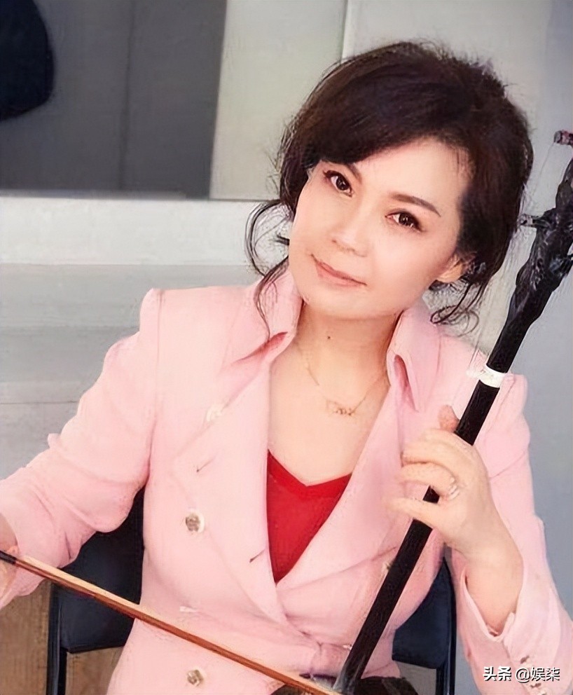 她，27岁爆红，37岁生子“险”一尸两命，离婚后一生未嫁