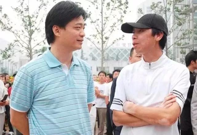 2018年，范冰冰如日中天，瞬间被崔永元射落，至今复出无望