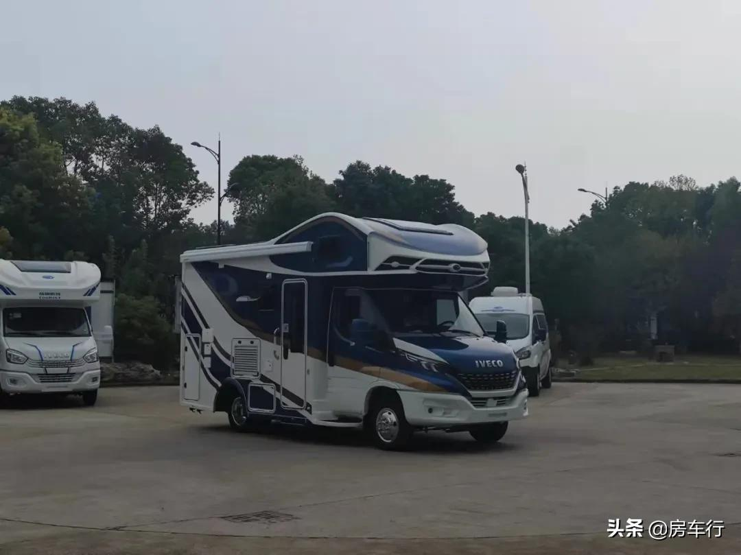 高端代名詞?這十三款進口依維柯房車各有千秋,你更喜歡哪一款呢