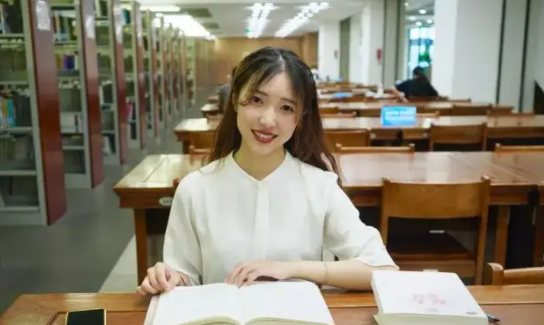 中国地大女神寝室，八位美女全部保研，颜值更是令男生“心动”