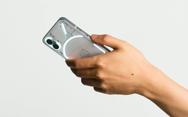 Nothing Phone 1正式发布：约3200元起售，搭载骁龙778G+处理器