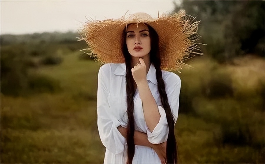 「人像摄影」乌克兰摄影师拍得优雅美女作品欣赏