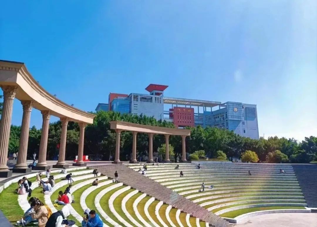 一次拿下“2个”学位！西南政法大学这8个项目今年招生，报考必看！