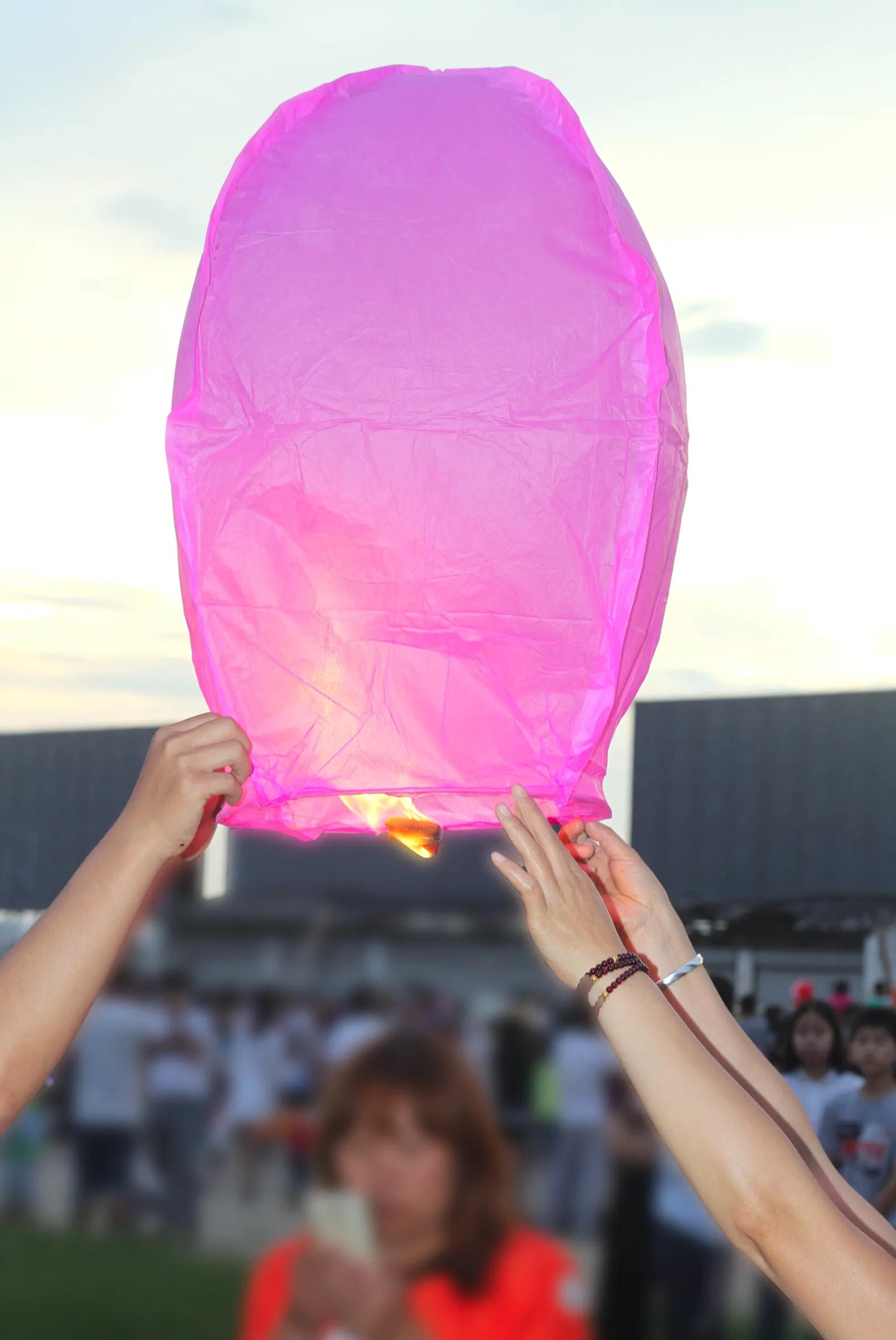 关于放孔明灯唯美句子_晶羽科技