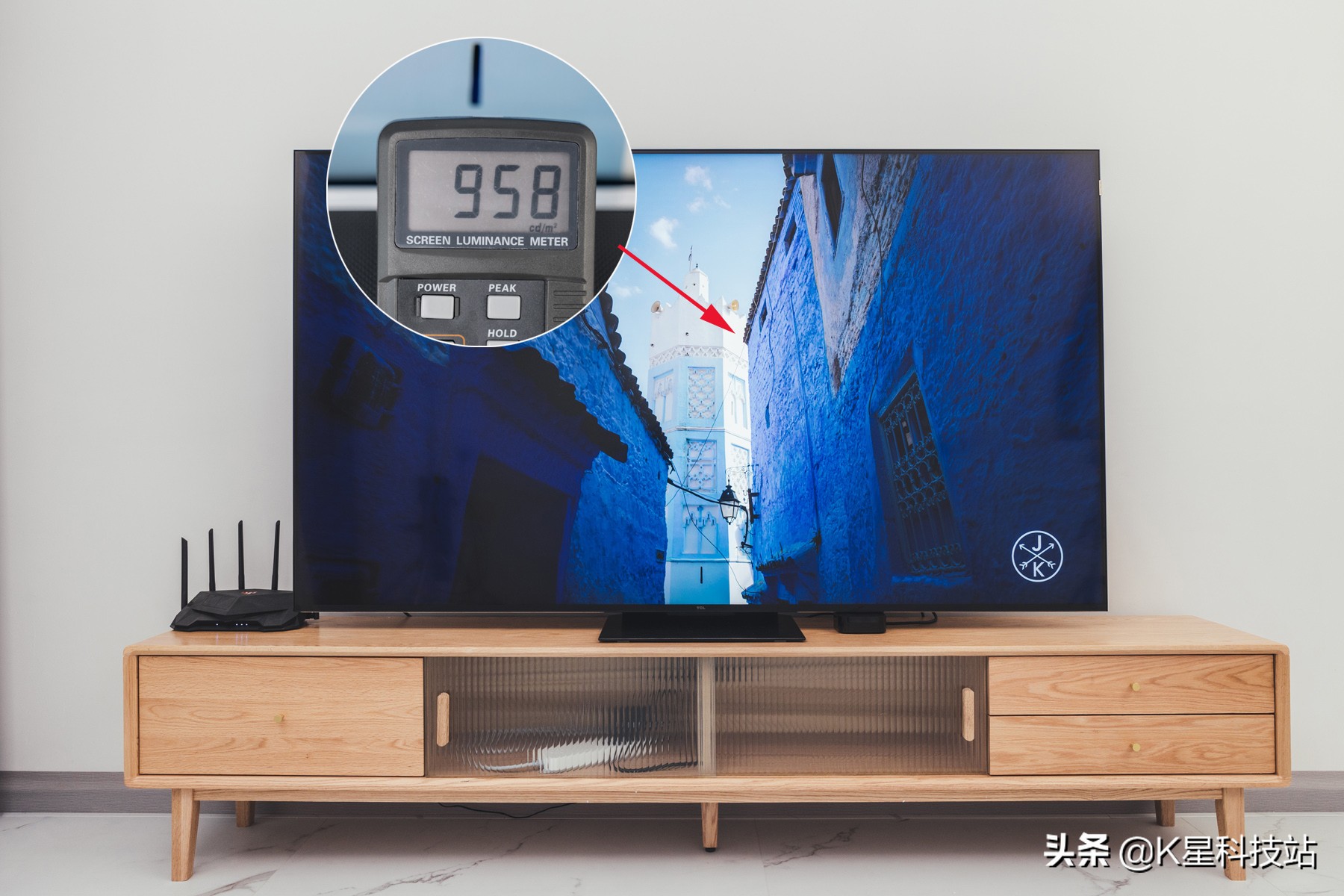 QD-Mini LED 战未来，国产电视画质的天花板，TCL X11电视机评测详解