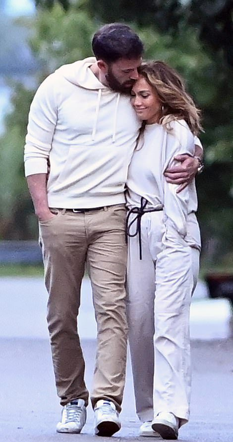 2021明星劲爆恋情！名媛老公藏私生子，日韩女神全结婚？