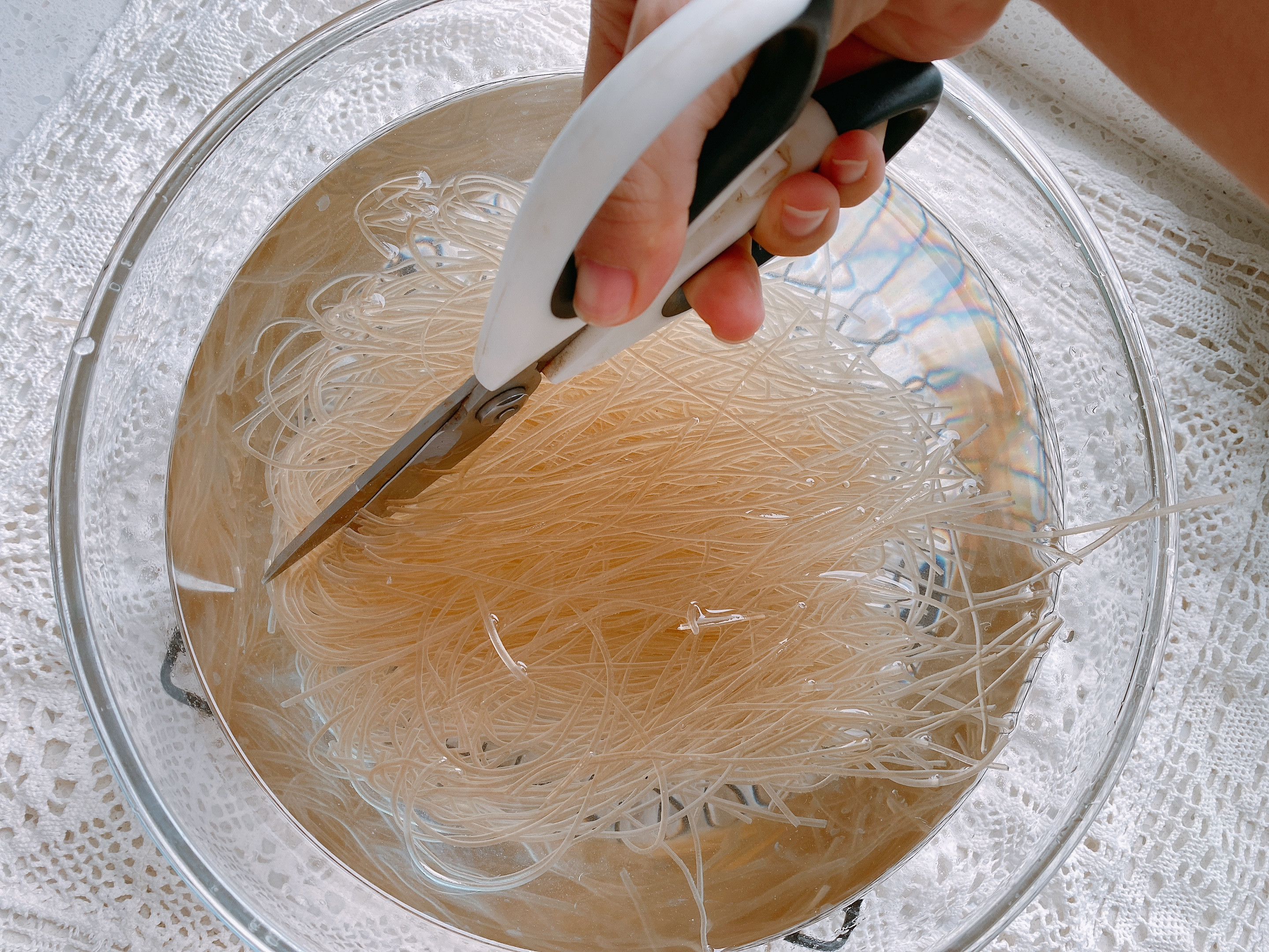 喜欢吃红薯粉的要试试这个做法，开胃解馋，比白菜炖粉条还要好吃