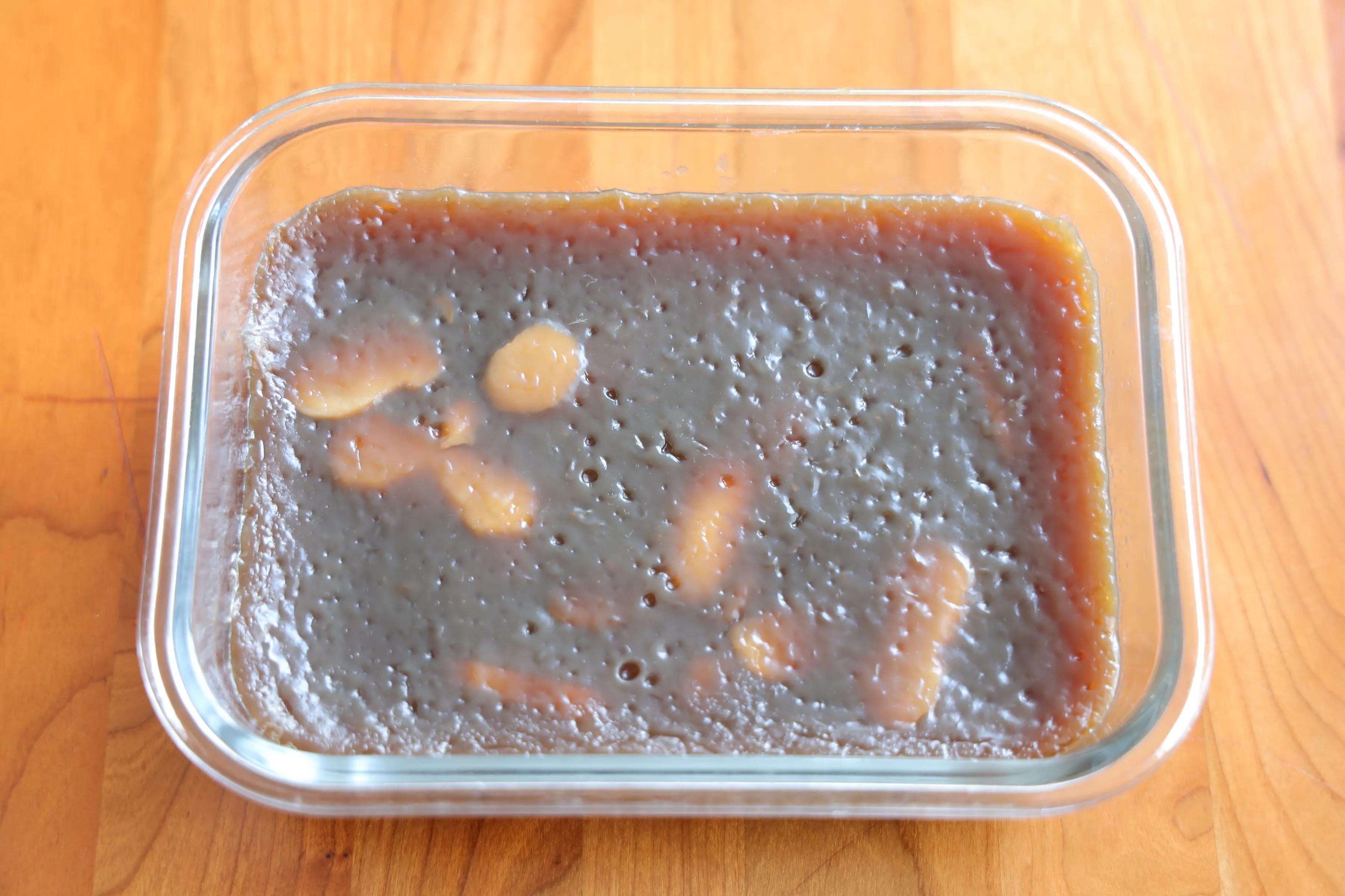 特别适合家宴上的一道甜品，Q弹有嚼劲，不甜不腻，解馋又解腻