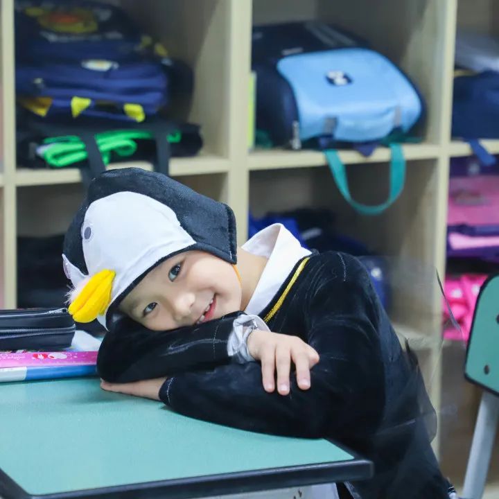 花田花绽，阅读悦心｜双流区黄甲小学举行读书节之阅读表演赛