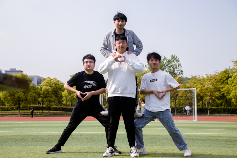 100%就业！湖北“学霸”班级来袭：19人升学双一流，12人入职名企