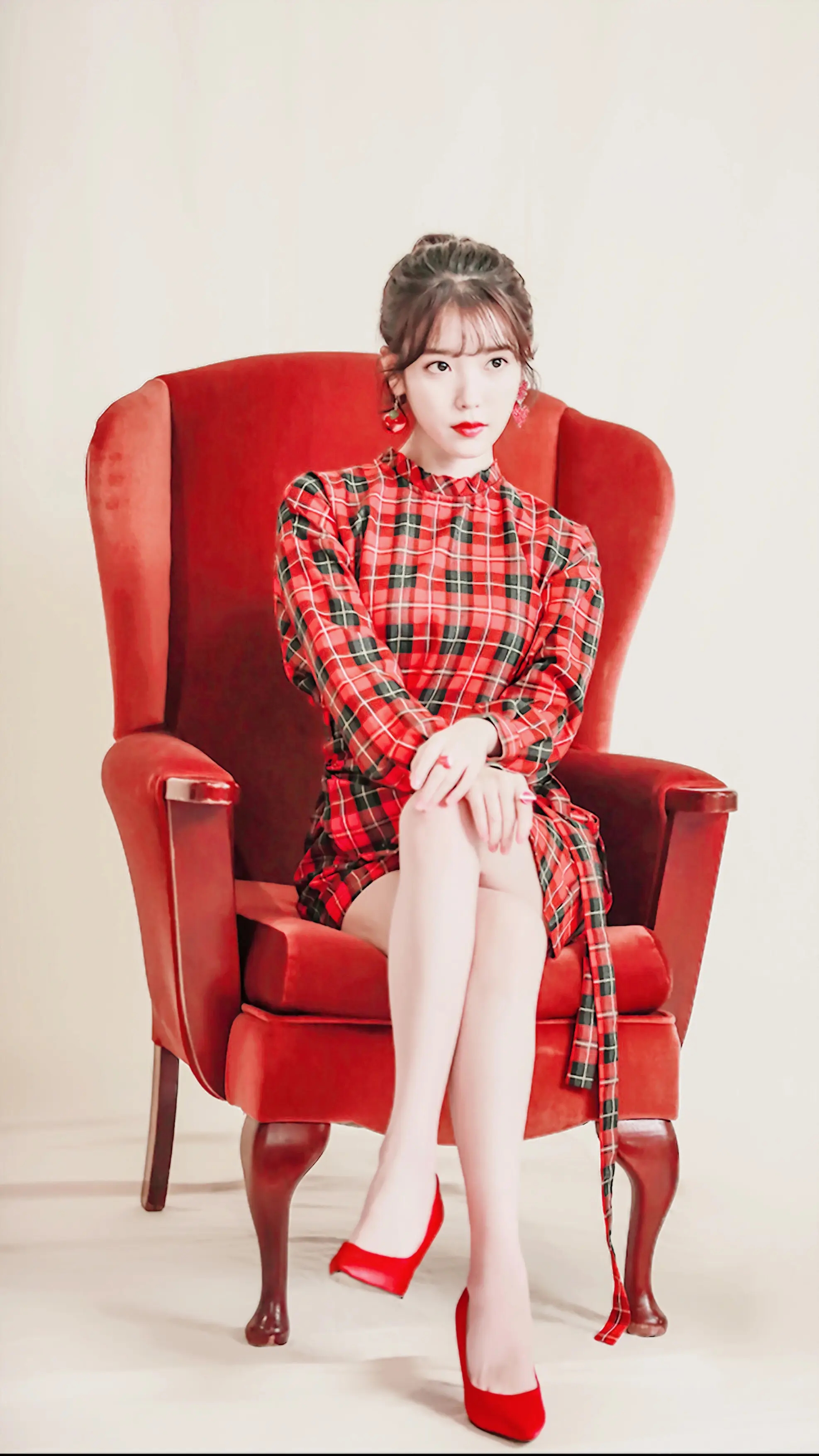 李知恩｜高清壁纸｜五官很平凡整体却很惊艳