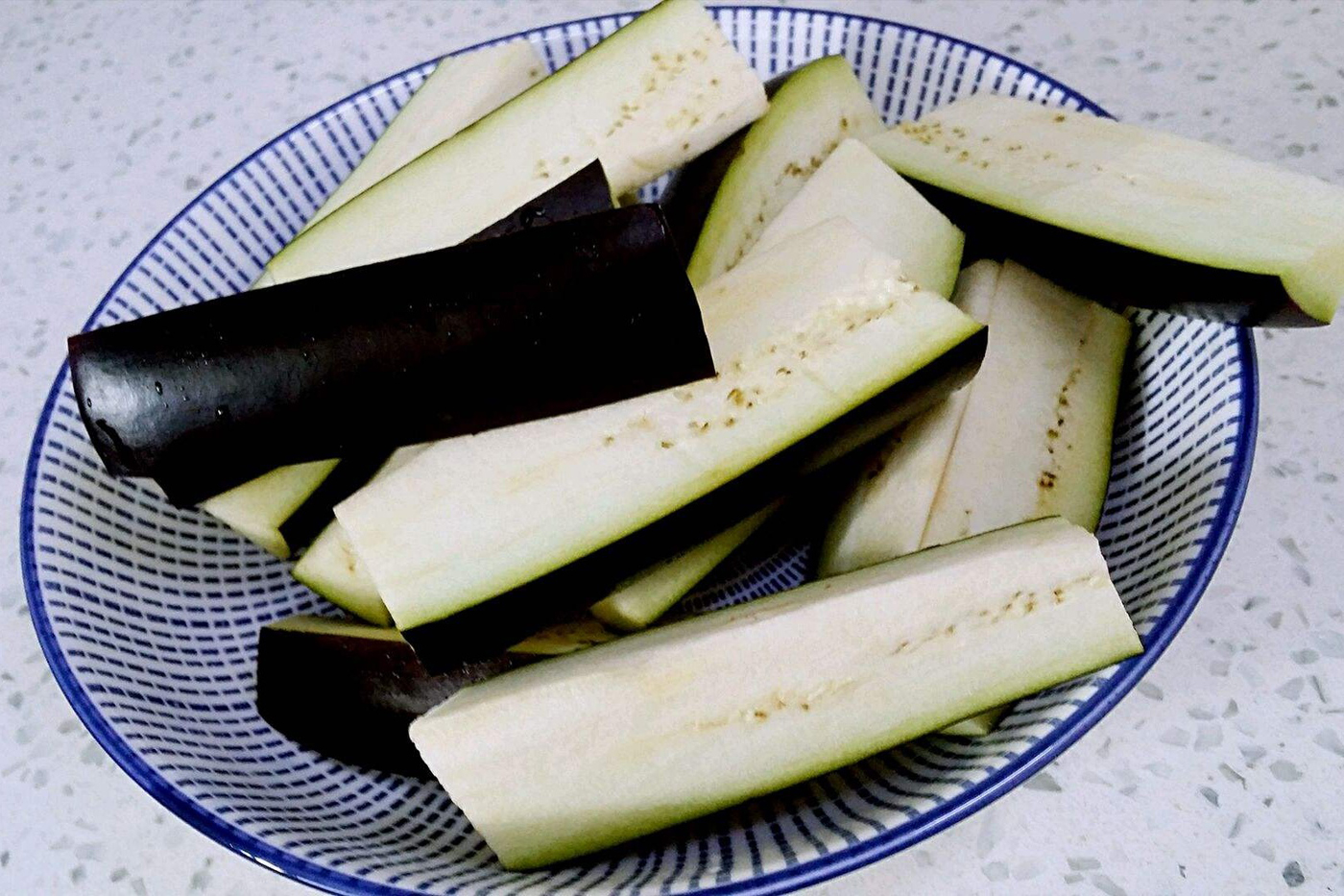 茄子的7种家常做法，好吃又下饭，比大鱼大肉还解馋，一周不重样