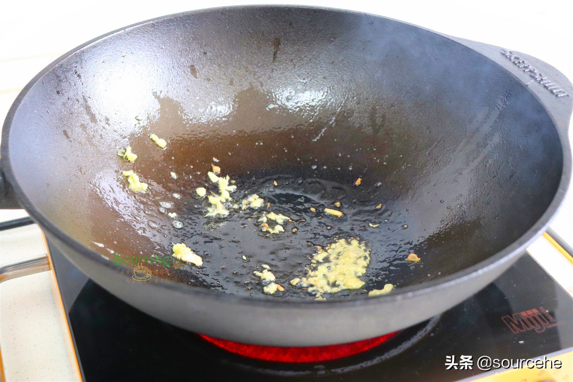 开工了，女人不管多忙，三天两头就吃一碗，脸色红润，气质绝佳