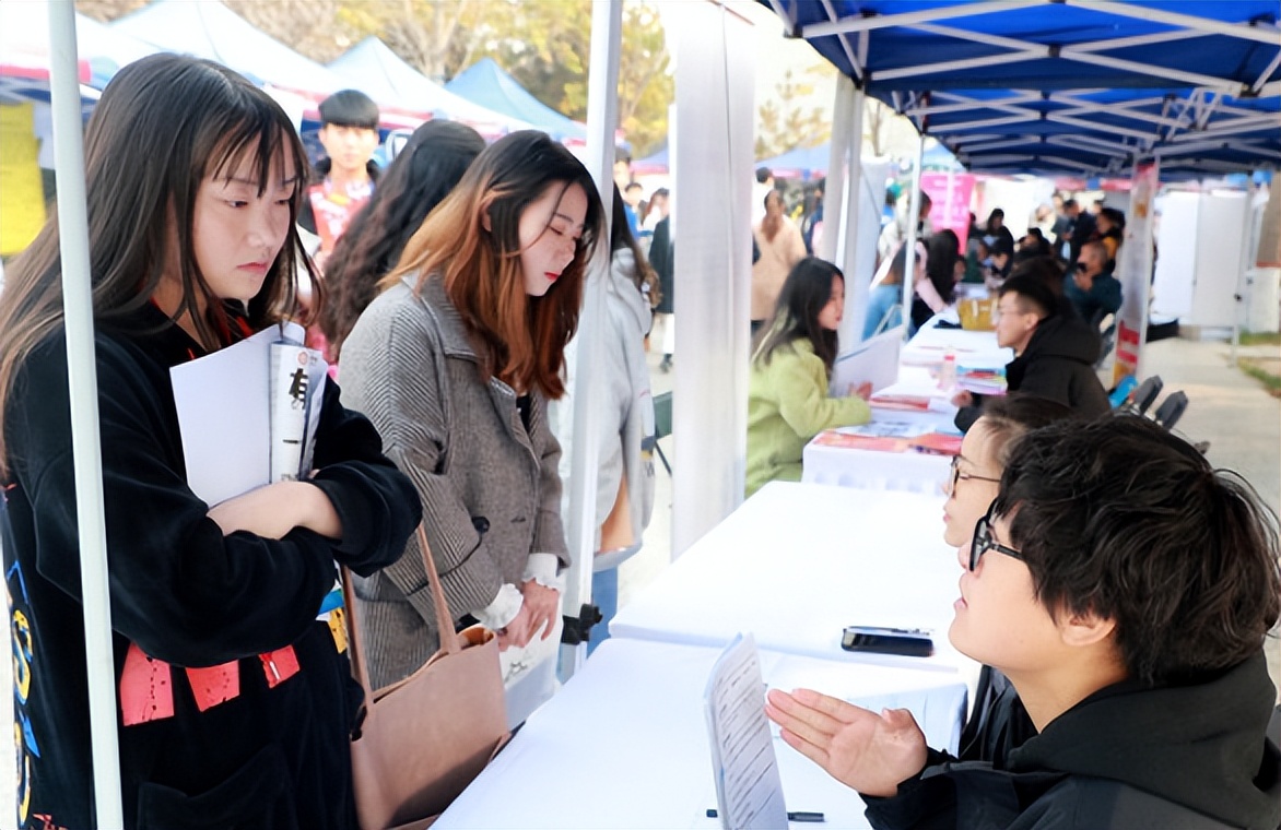 我国大学分为8个等级，中等生的目标是第4等，你的目标在第几等？