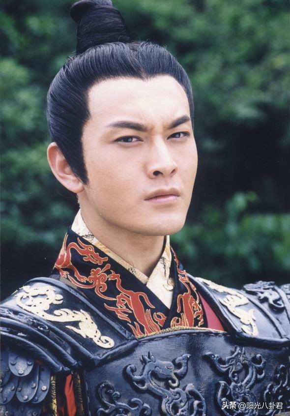 初见时青葱少年，再见时“人间油物”，这6位男星集体把路走窄了