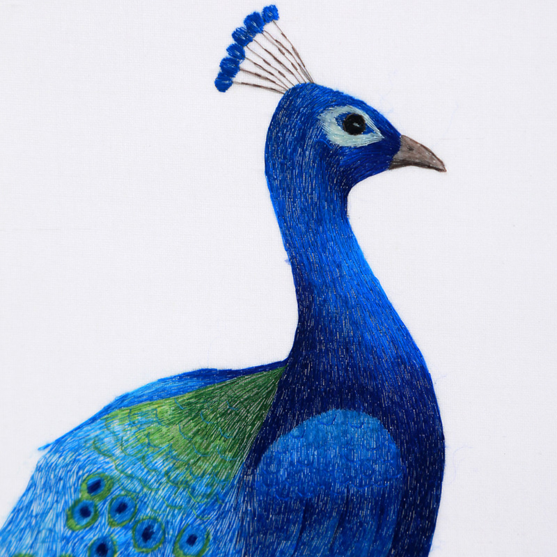 手工刺绣玄关挂画——孔雀图