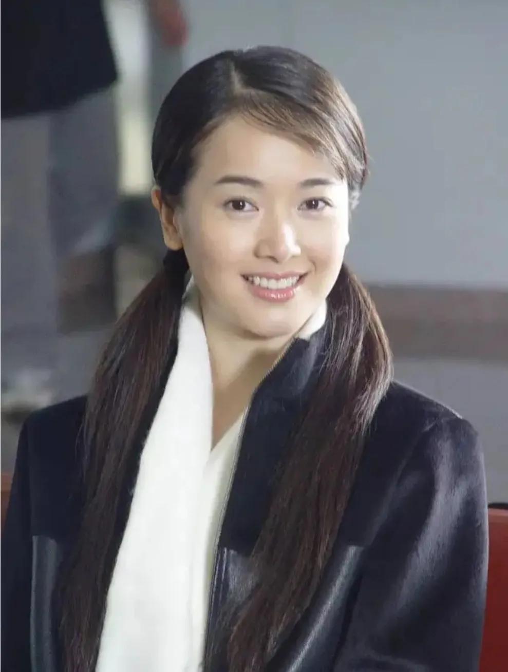 左小青，年轻时真漂亮