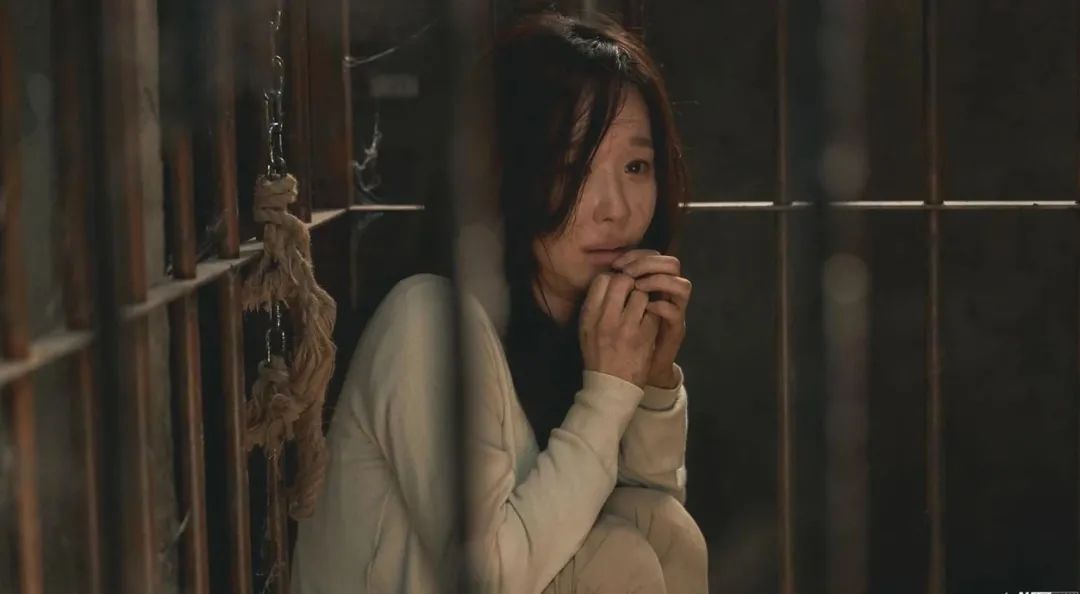 韩剧《恶之花》：用新身份生活后，他发现了自己重拾爱的能力