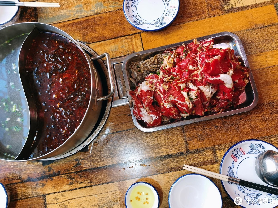 旅行就要边走边吃：舌尖上的昆明，盘点我在昆明吃到的各种美食