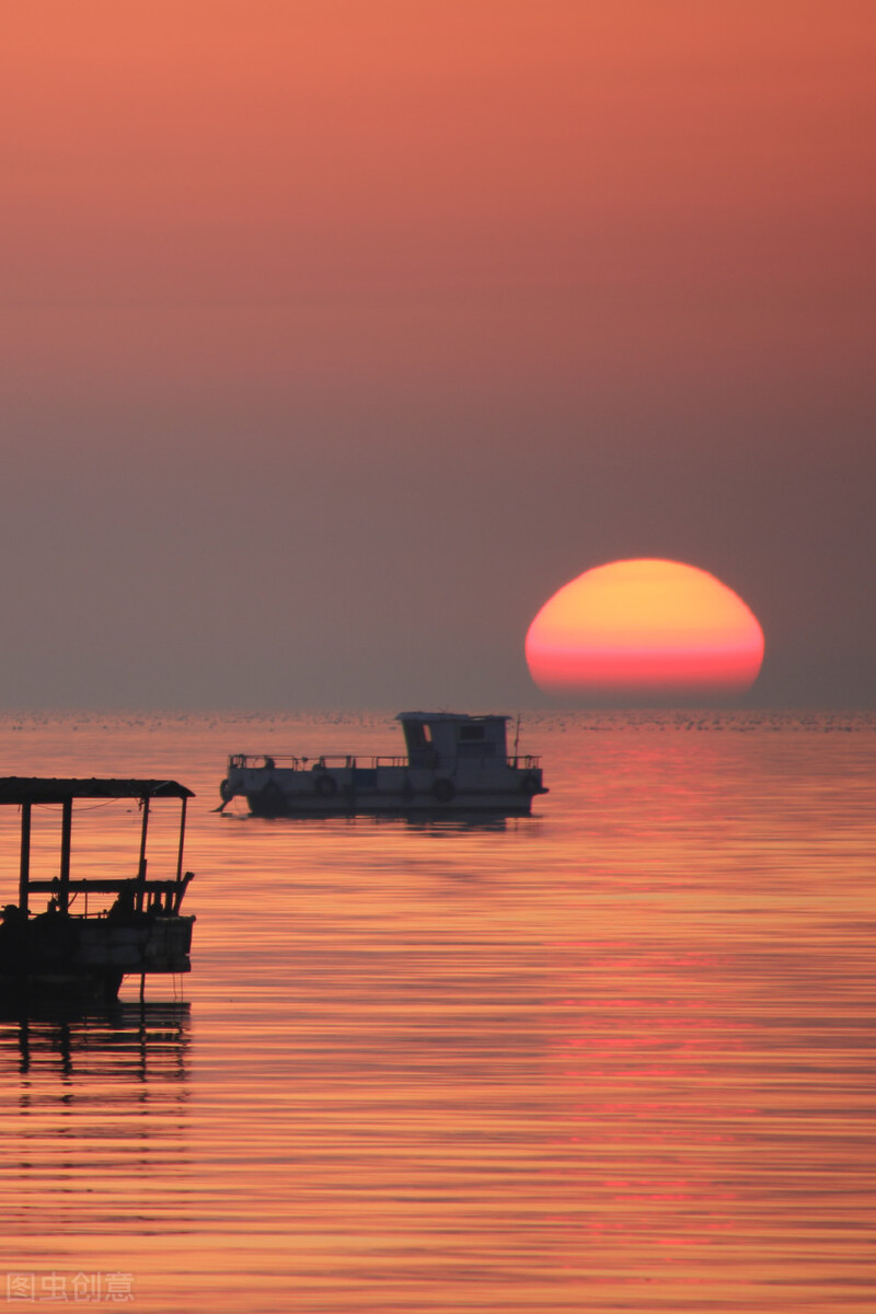 这座日出之城,没有三亚奢华,比不过厦门文艺,却是国人心中最美