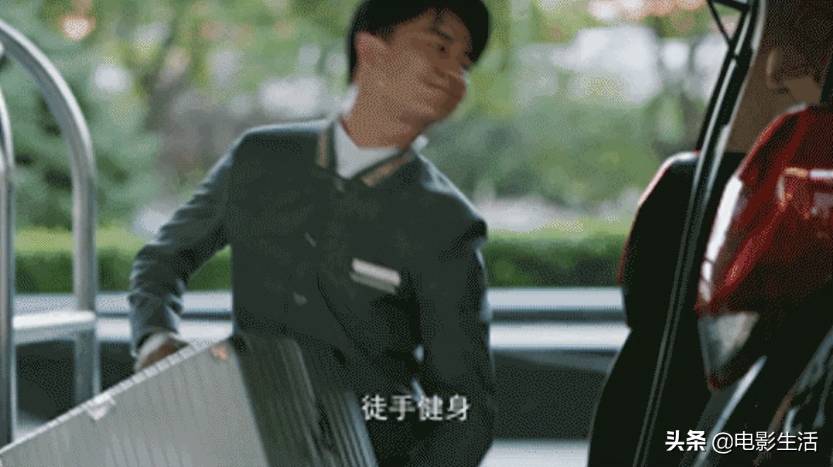 5月又一部“王炸剧”来了，黄轩+白百何，《欢迎光临》口碑稳了