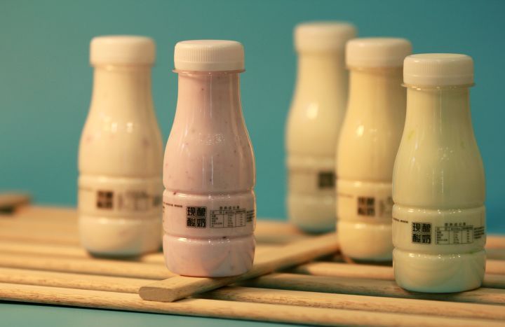 小吃培训靠谱吗？想做餐饮去实体店学技术还是加盟？