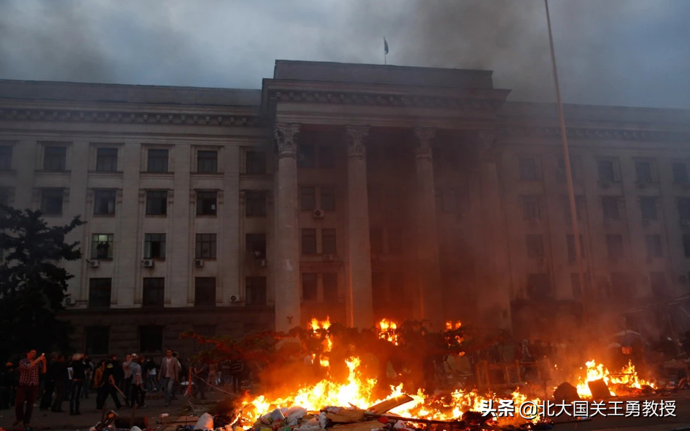 解析 | 普京讲乌克兰须去纳粹化到底指什么？