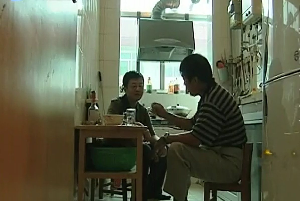 2005年，河南女孩放学喊陌生人爸爸，检查DNA发现是失散多年亲叔