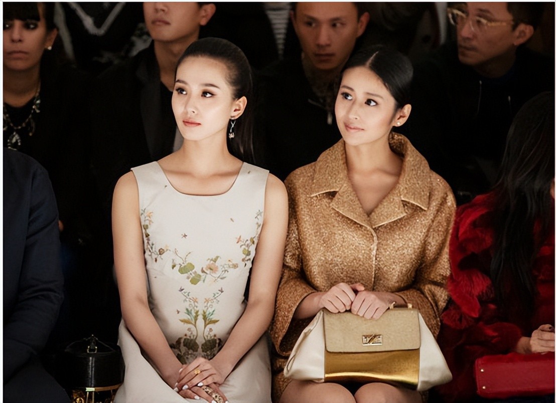 漂亮在气质面前不值得一提！33岁颖儿同框35岁刘诗诗差距一目了然