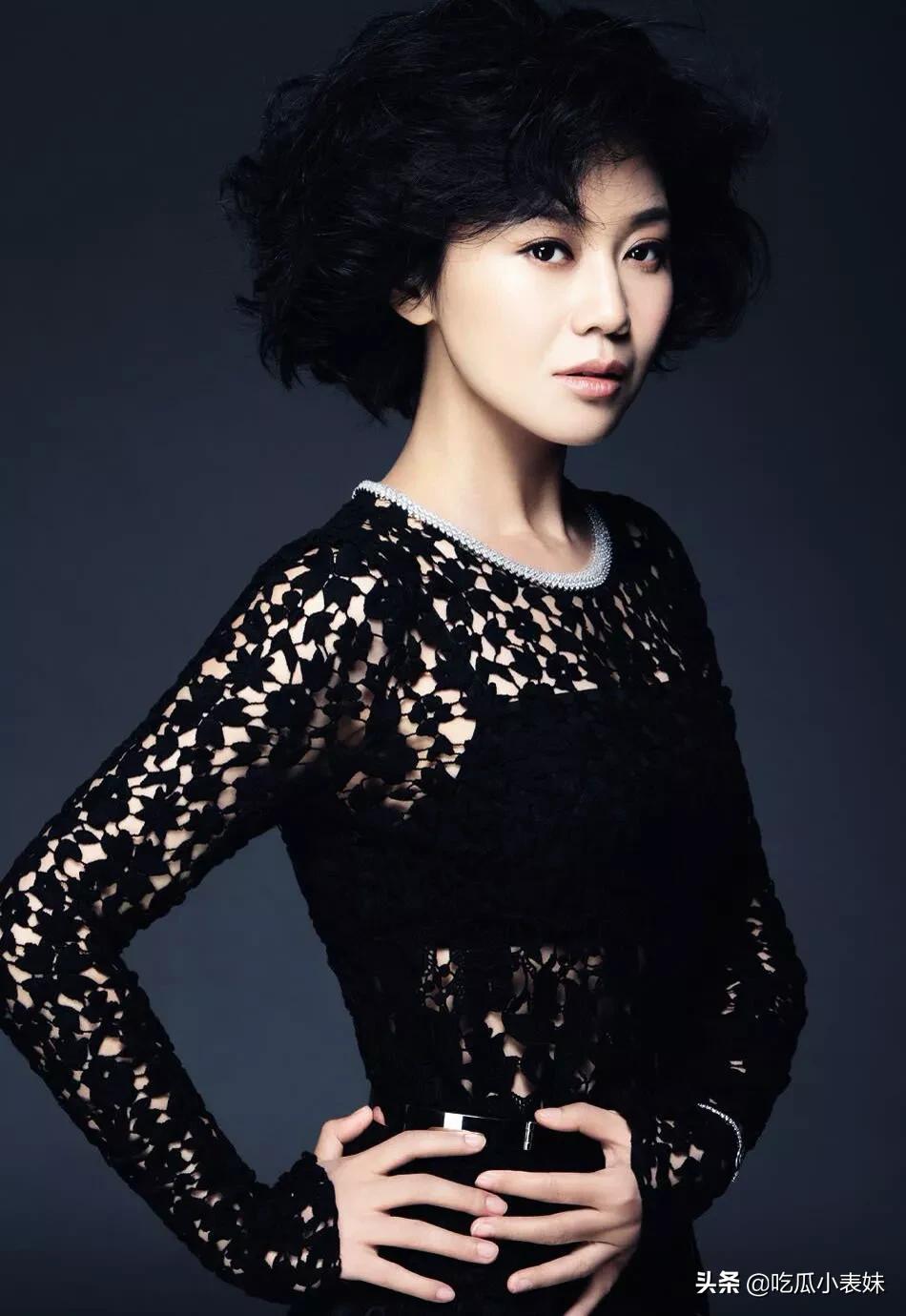 闫妮，风情万种的“佟湘玉”