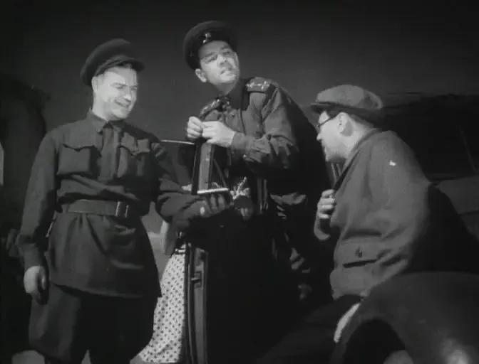 世界电影（0106）苏联电影《锄奸记》（1945）剧照欣赏