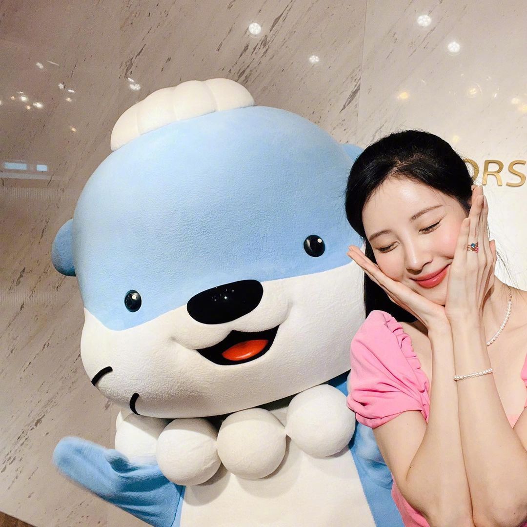 少女时代徐贤晒出近况美照秀出可乐瓶型身材魅力十足公主美