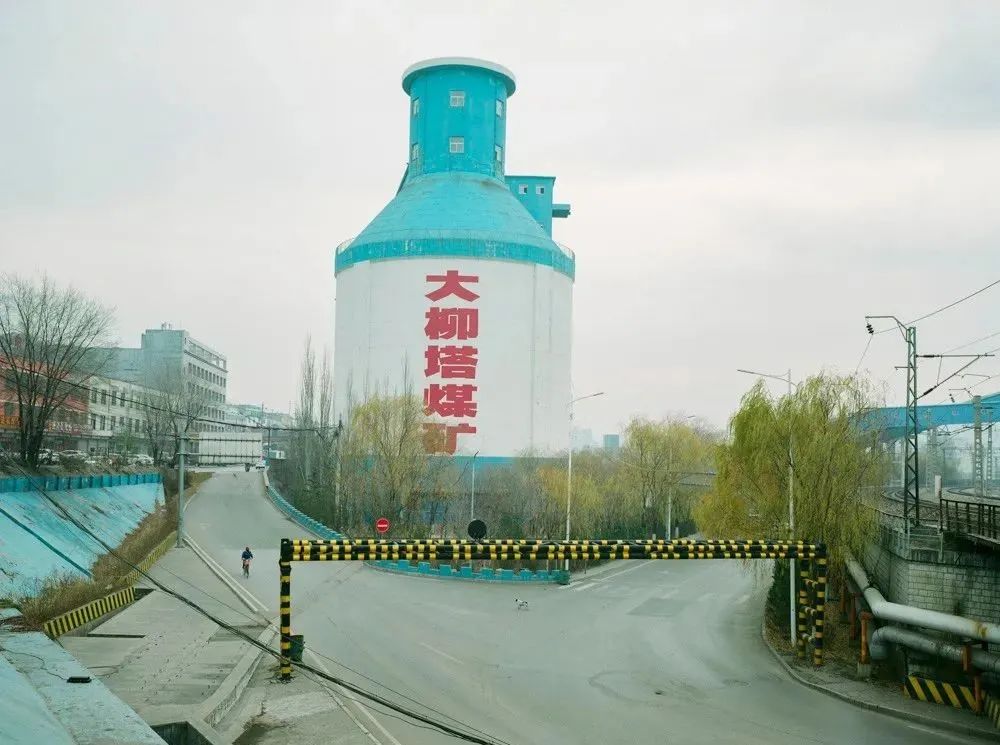 村民坐直升机去医院，全县免费医疗，中国这个小县太牛了