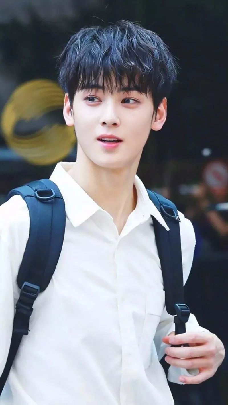 精选男明星壁纸合集｜秦霄贤｜白敬亭｜胡歌｜车银优｜陈立农