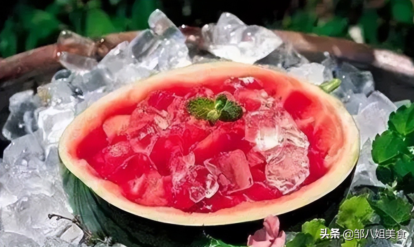 夏季濕熱重！ 建議少吃冰西瓜，多吃這5樣菜，益脾除濕，對身體好