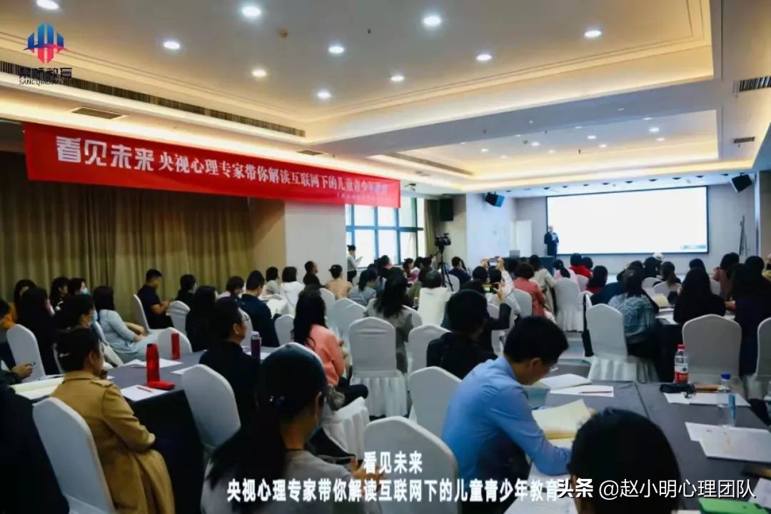 赵小明：换种鼓励孩子的方式，效果大增，老师家长都快看看