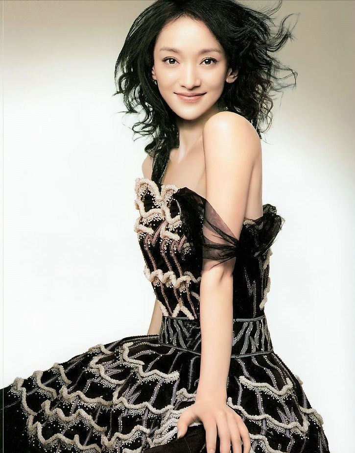 周迅，时尚优雅型美女