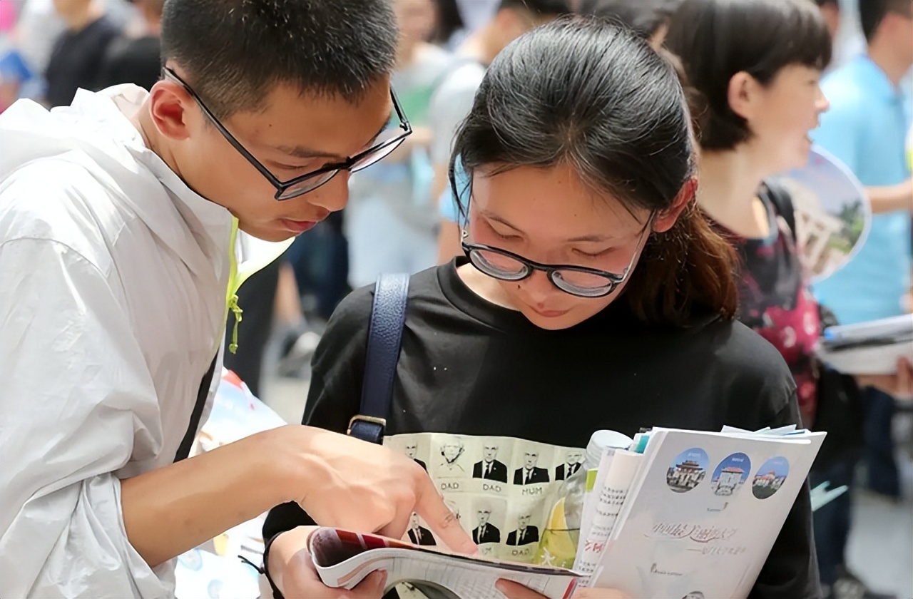 教育部发布通知，17所专科院校升级为本科，被录取的学生眼光独到